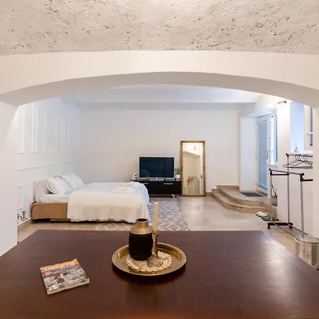 Apartament Fronto